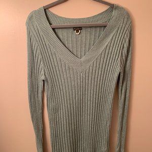 V neck ribbed top